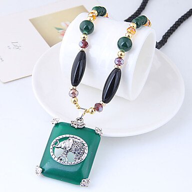 Resin pendant necklace retro fashion jewelry necklace